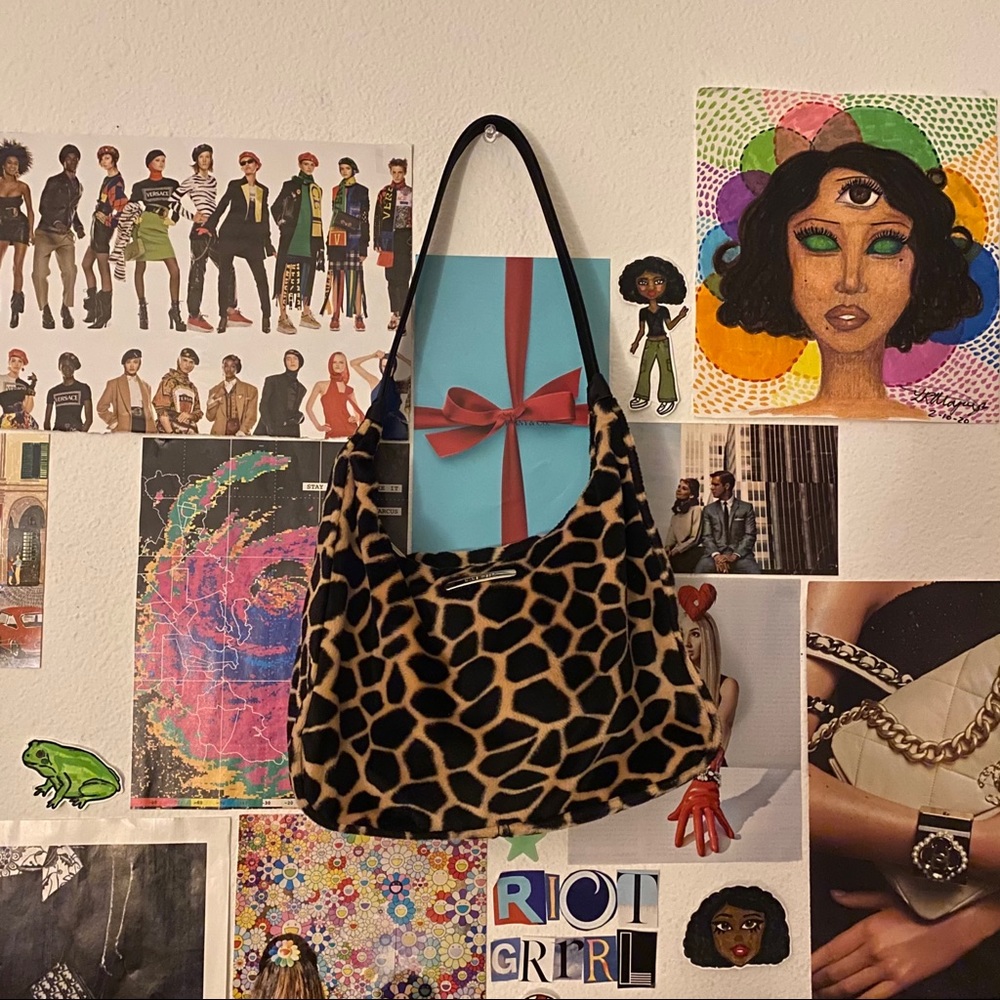 nine west shoulder bag